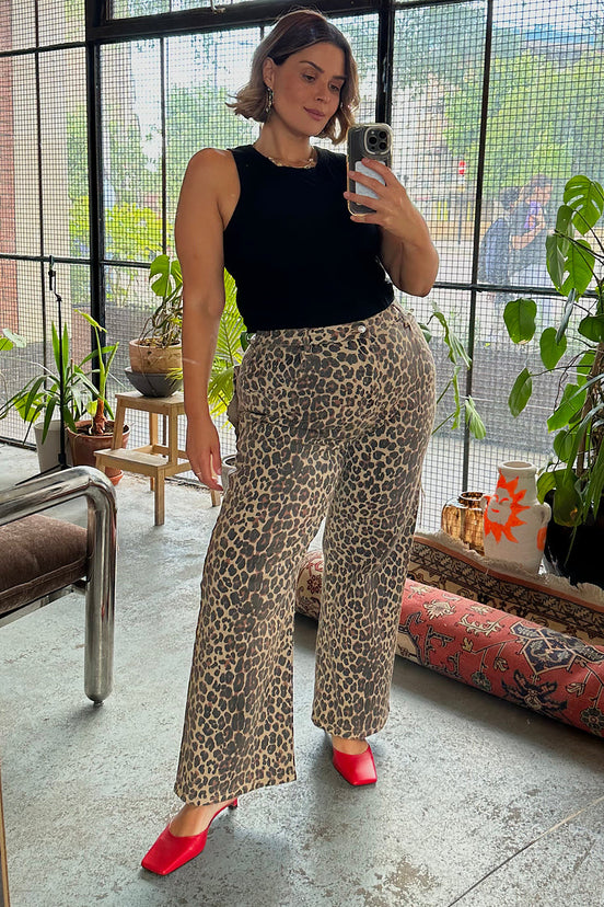 caption_Model is 5ft7” and wears UK size 18/ US 14