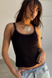 caption_Model is 5ft7” and wears UK size 8/ US 4
