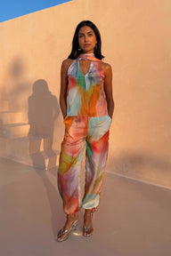 caption_Model is 5ft7” and wears UK size 10/ US 6