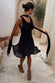 caption_Model is 5ft4” and wears UK size 6/ US 2