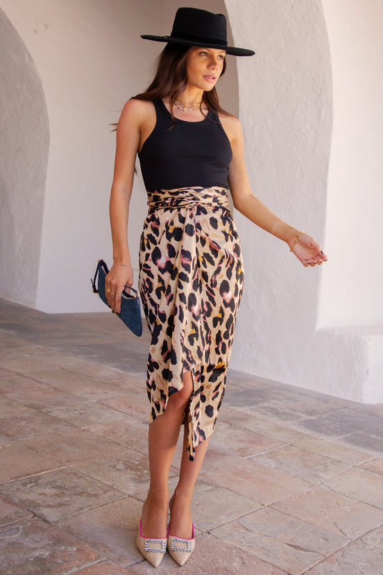 caption_Model is 5ft4” and wears UK size 6/ US 2