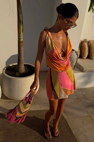 caption_Model is 5ft4” and wears UK size 6/ US 2