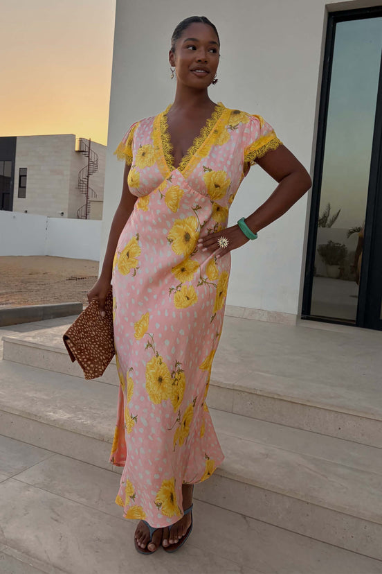 caption_Model is 5ft7” and wears UK size 18/ US 14