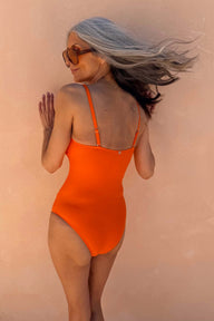 caption_Model is 5ft8” and wears UK size 10/ US 6