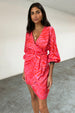caption_Model wears Valentine Animal Mini Vienna Dress  in UK size 8/ US 4