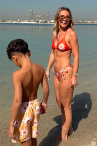 caption_Model is 5ft5” and wears UK size 8/ US 4