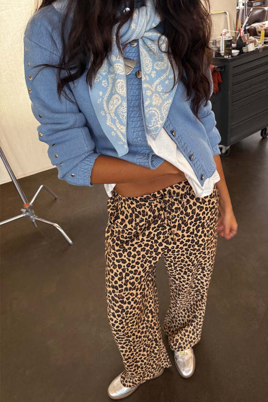 caption_Model is 5ft7” and wears UK size 10/ US 6